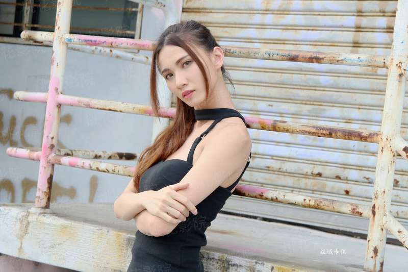 [综英美]一怼反派就换世界