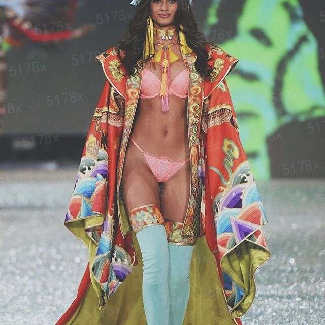 别拿穿越不当工作