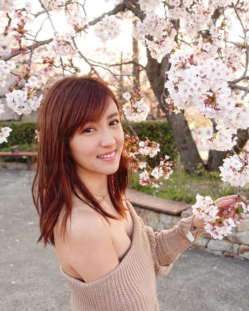 一丝不挂