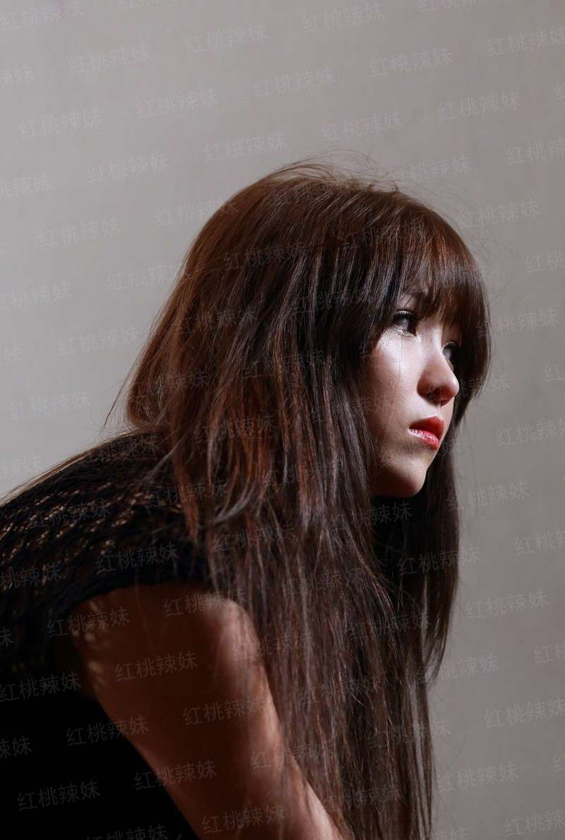 卖荸荠的小姑娘