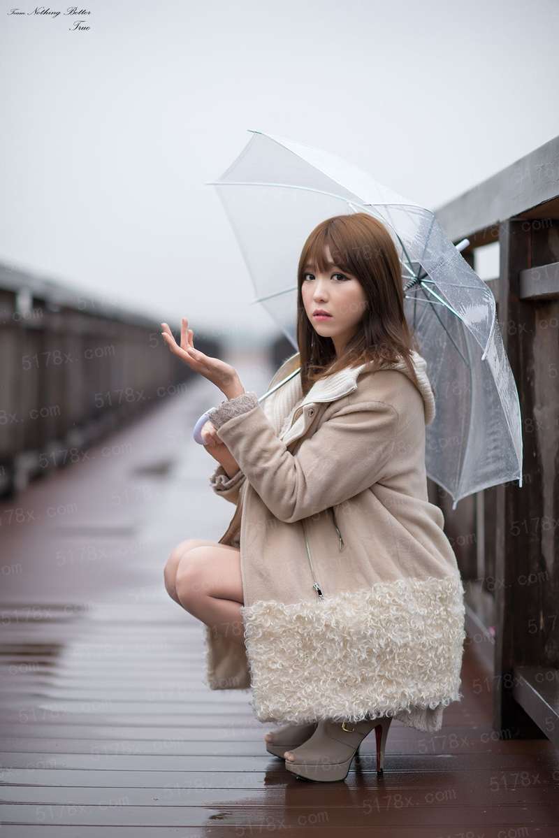 画墨离华