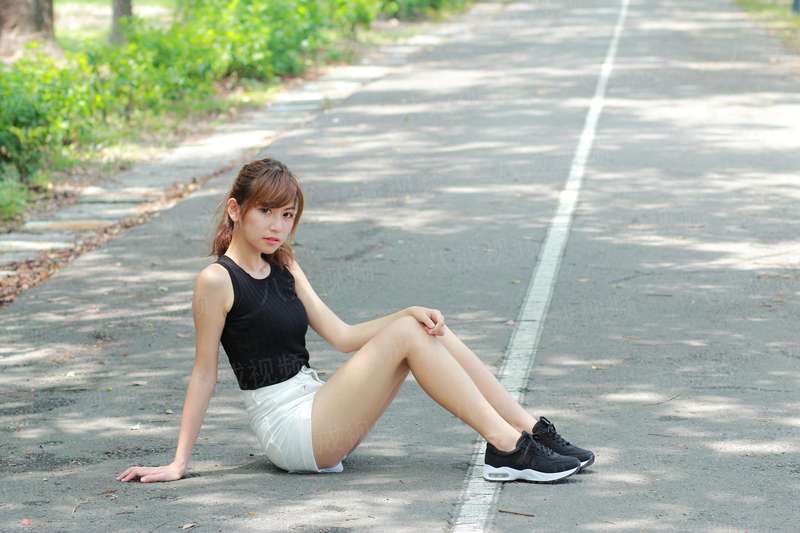穿越女王绯天：后宫男妃谱