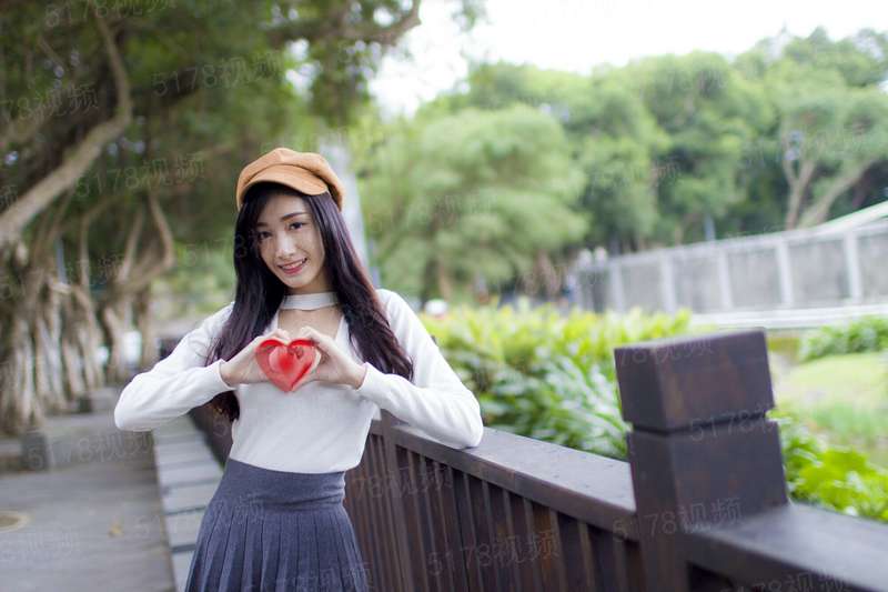 豪门隐婚：二婚老公太难缠
