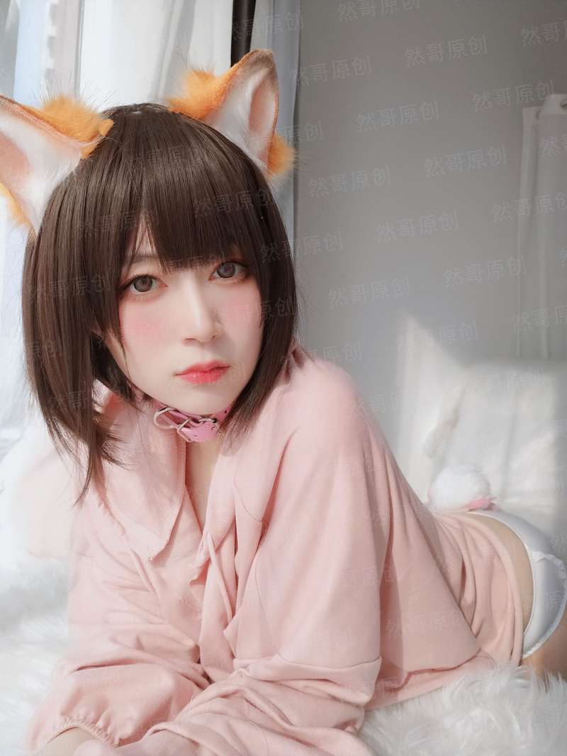 男生扒女生内裤