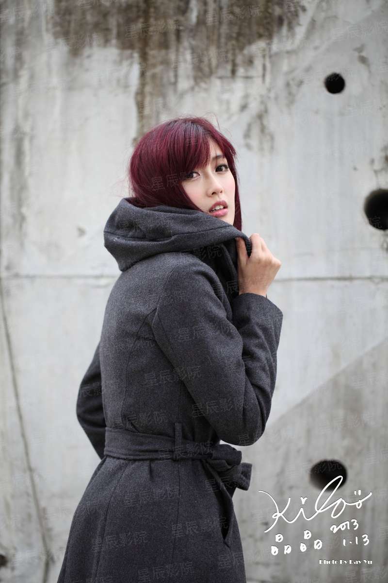 山林里的小娘子