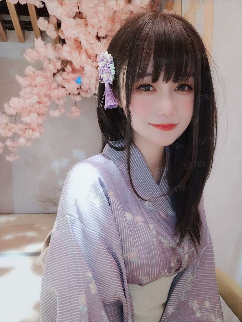 村色满园