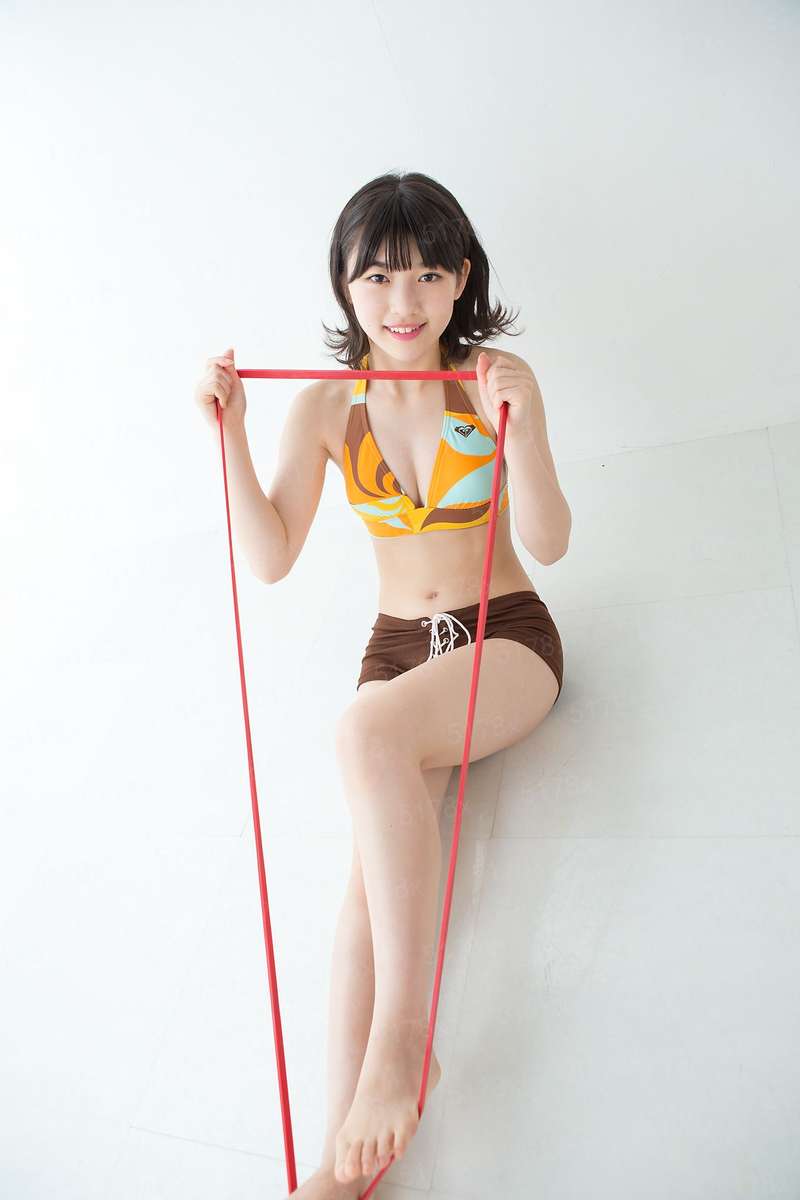 柳絮散落飞