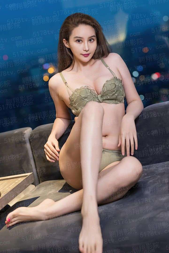女生下面长什么样