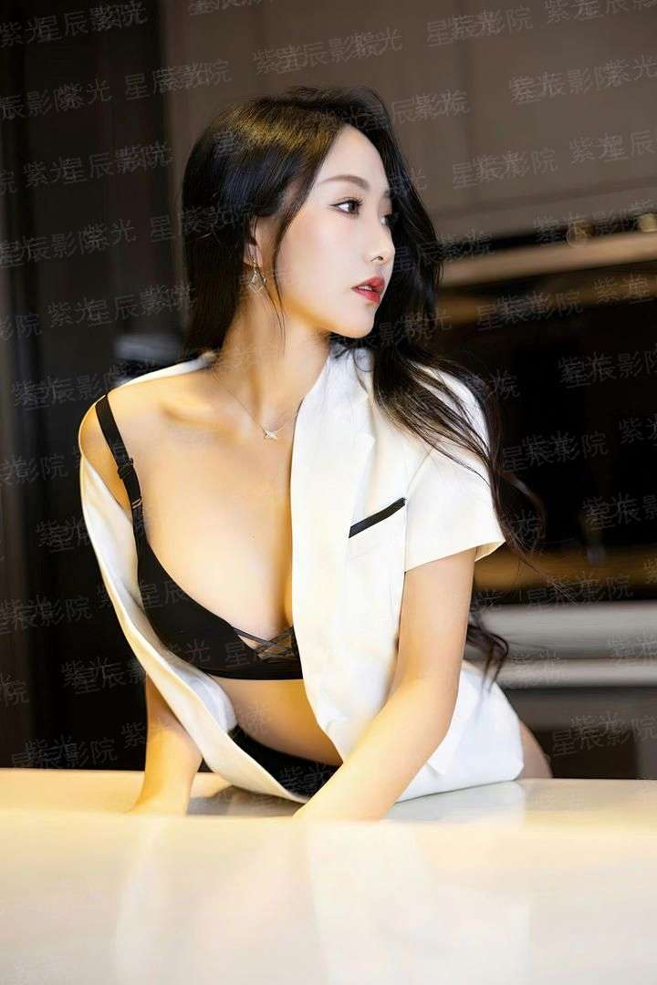 她留念这人间