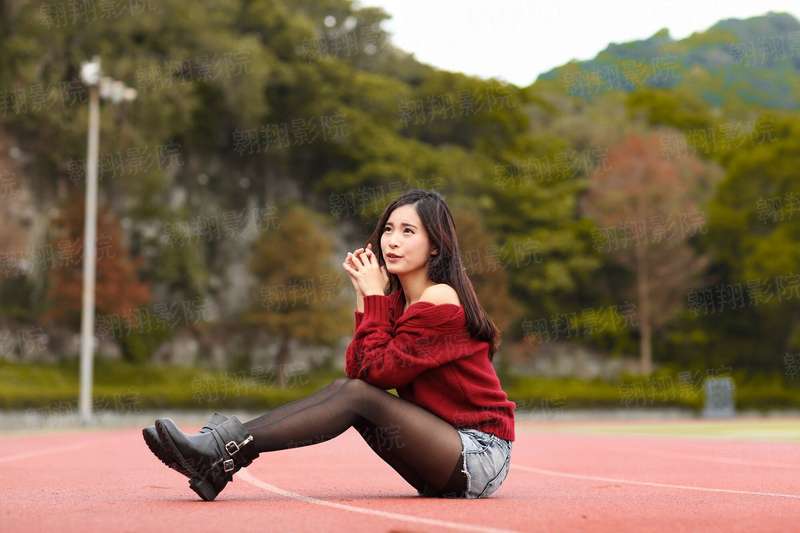 美女镇长爱上草根教师