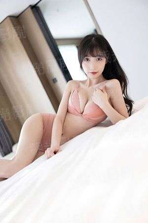 鬼影敲门