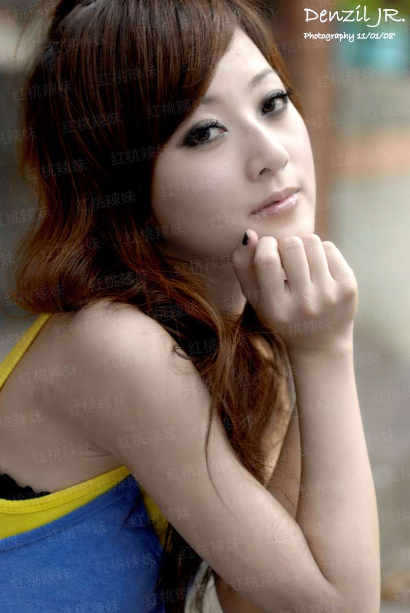 美女，你好像不是人类喔
