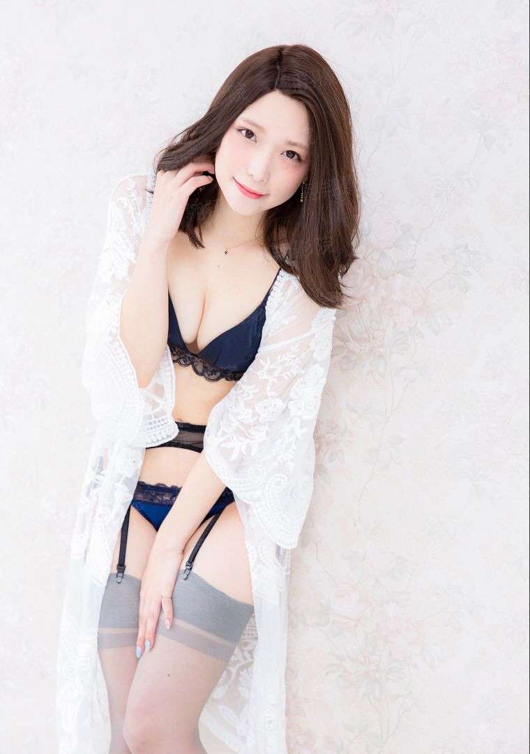 我与黑化男配的日常
