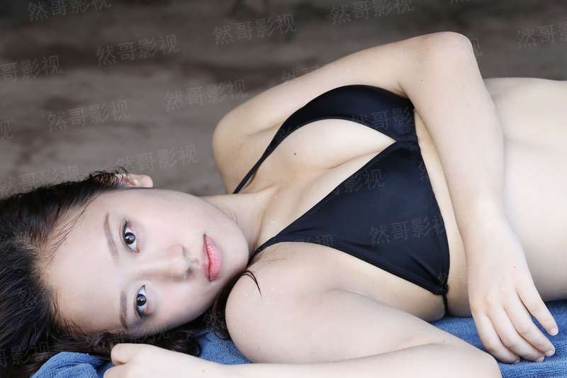 007之雷霆谷英语