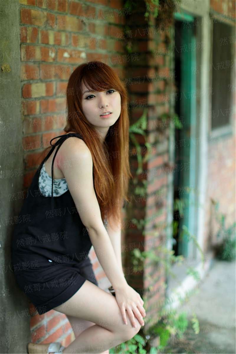 爆笑穿越：爱妃，求翻牌