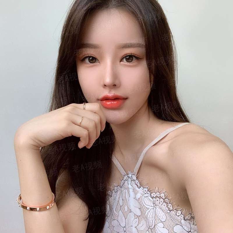 阁下听令：逮捕双面女王！