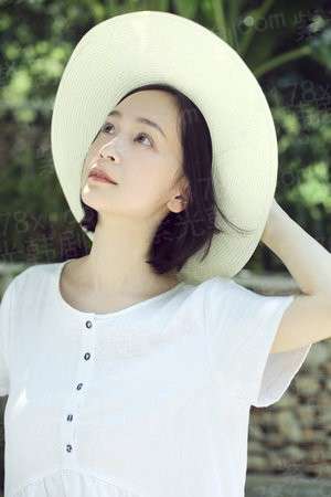 TFBOYS偶遇三小姐