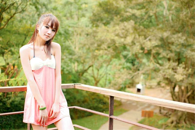豪门重生：鬼眼女相师