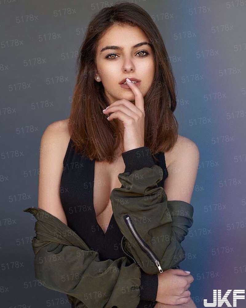 美女总裁的极品兵王(素陌陈)