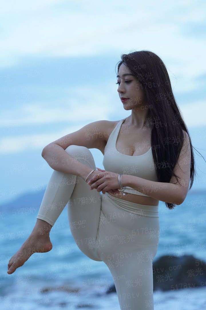 傲娇战天轻点抱