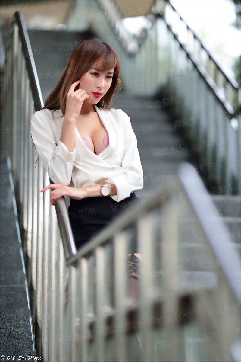 快看，有飞碟