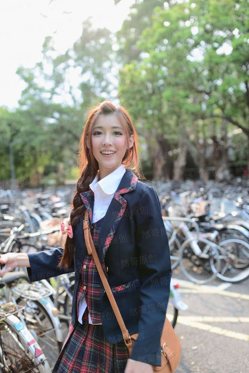 绝品保镖俏女星