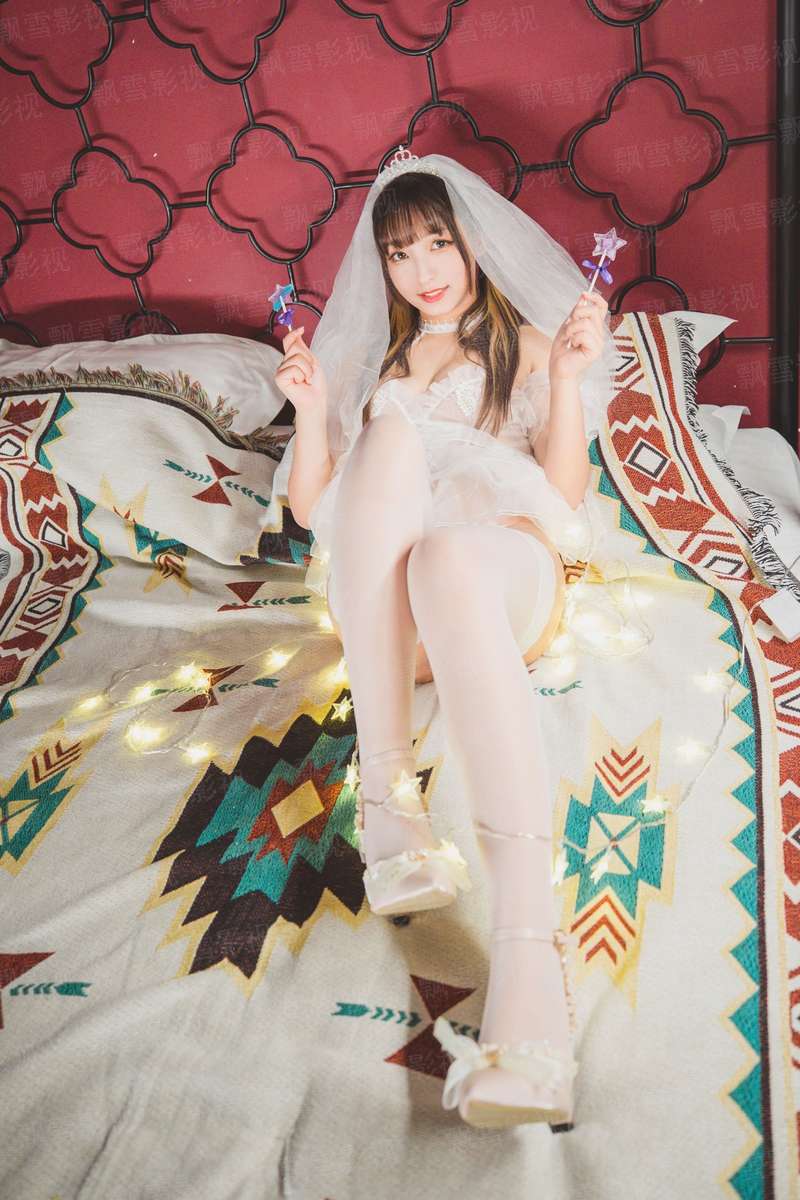 八零之穿成男配怀孕妻