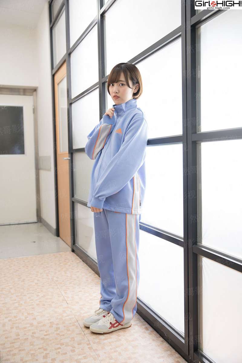 爱情躲在婚姻后