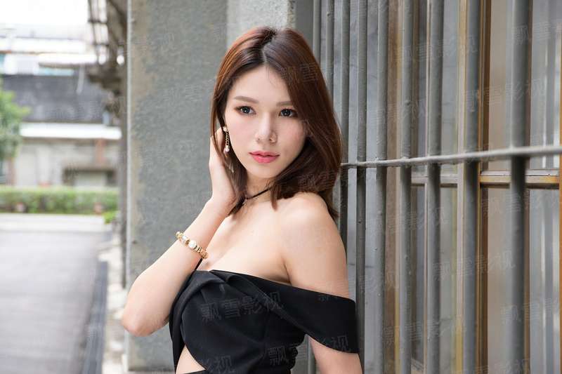 自从被捡回山庄