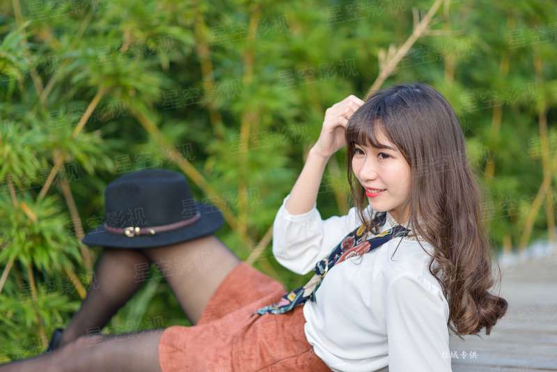 红毯背后