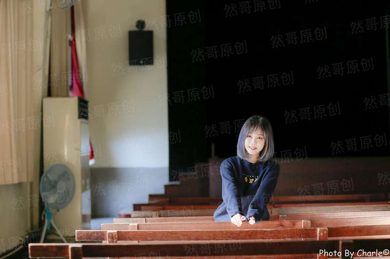 上神，你手往哪...