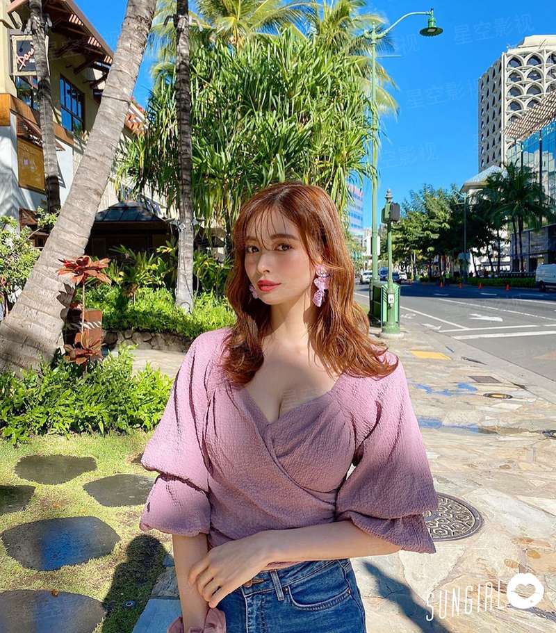 男神很忙，女司机上路