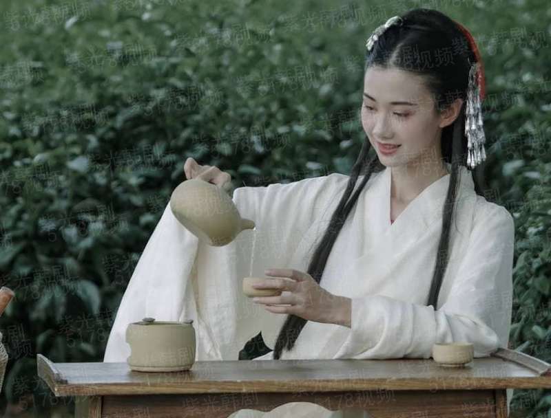 不安妻室：军少请签字