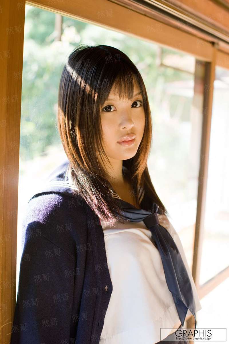 凤倾于桐