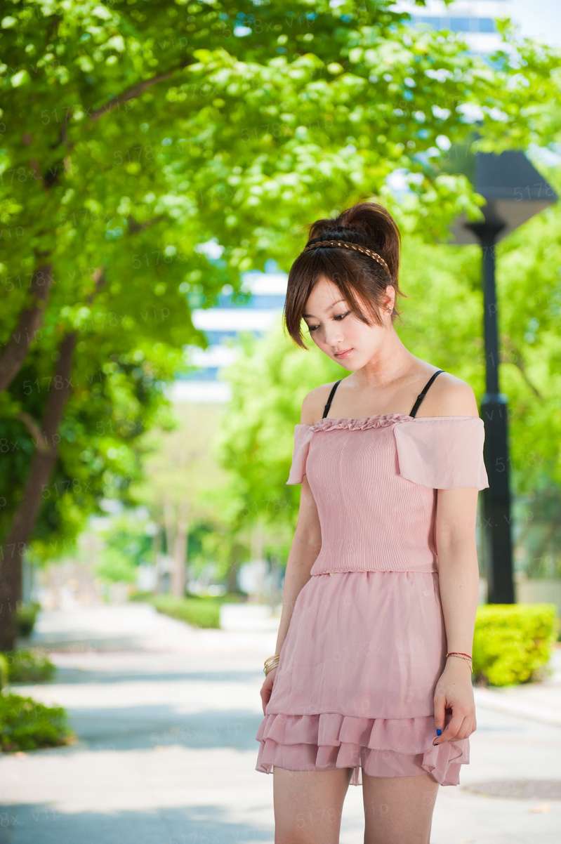 星际萝莉重生：女神求嫁