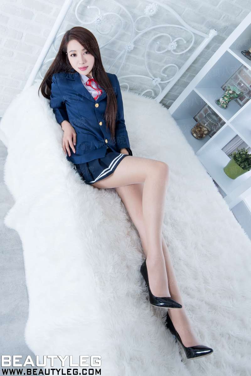 迷醉红唇
