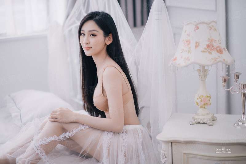 尘世鸾凤