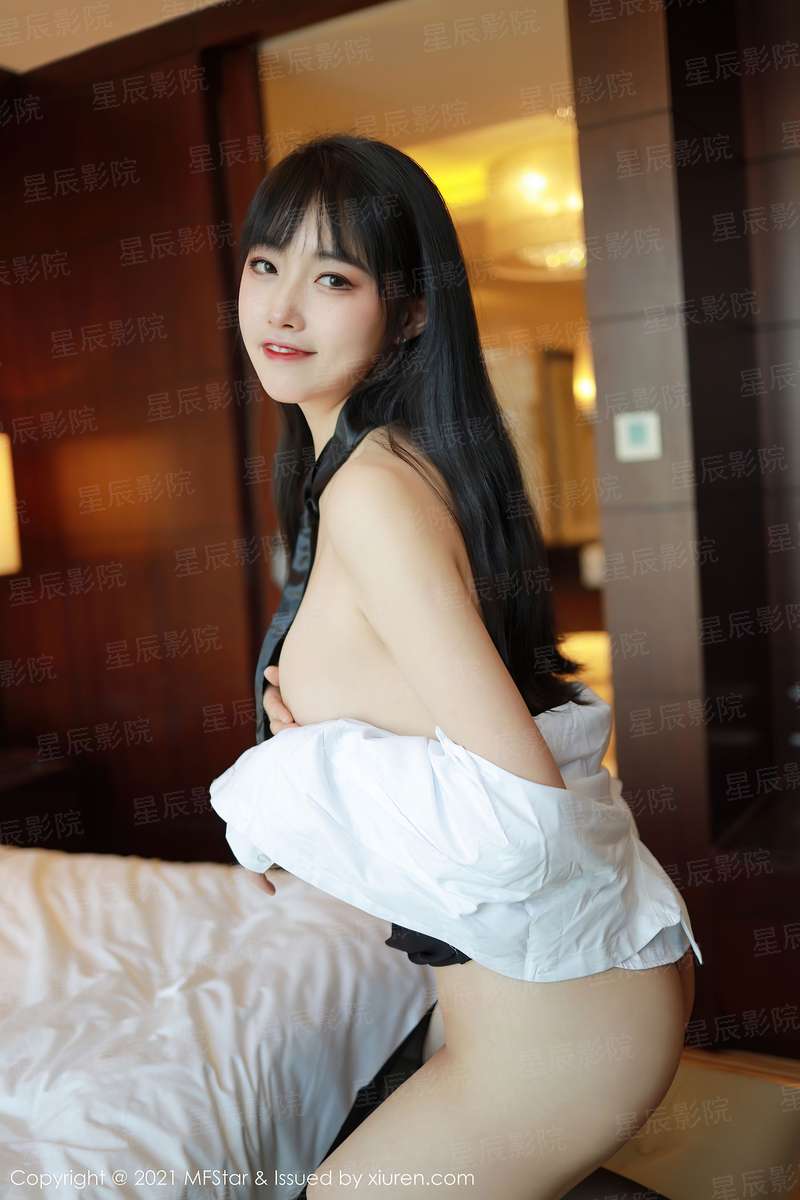 凤临九界：腹黑小姐倾天下