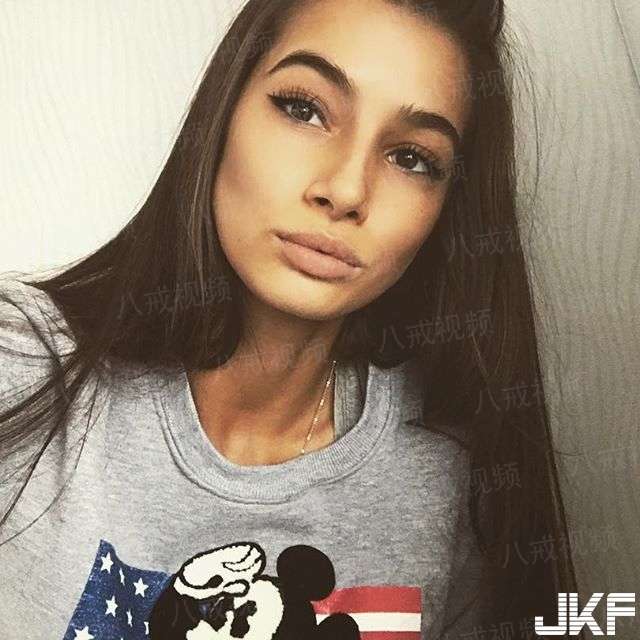 爆表脑东