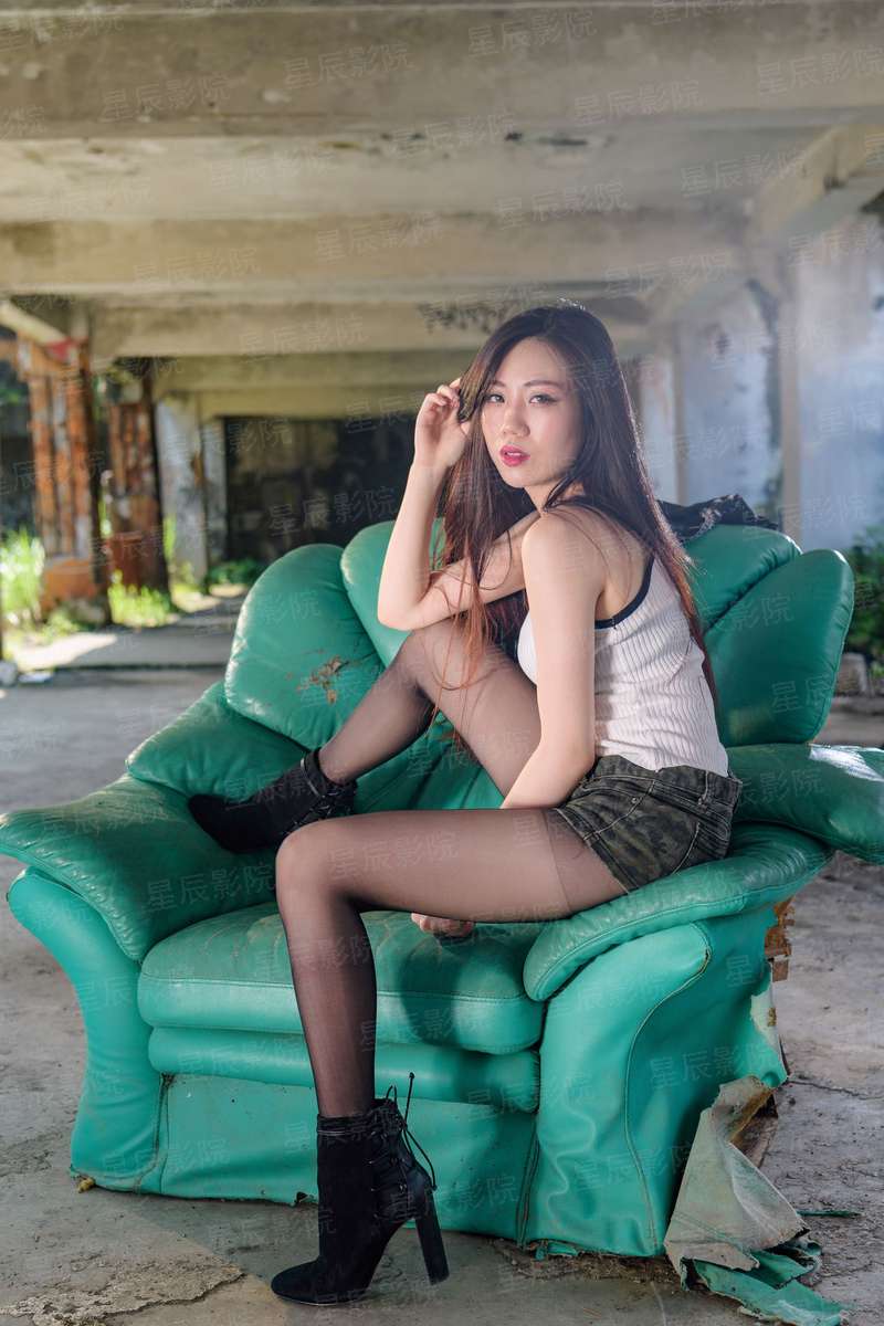 快穿小能手：神秘BOSS撩不