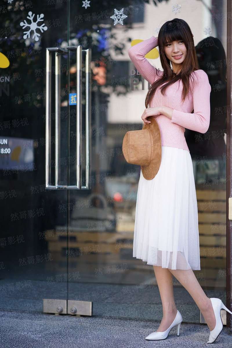 那老板真帅
