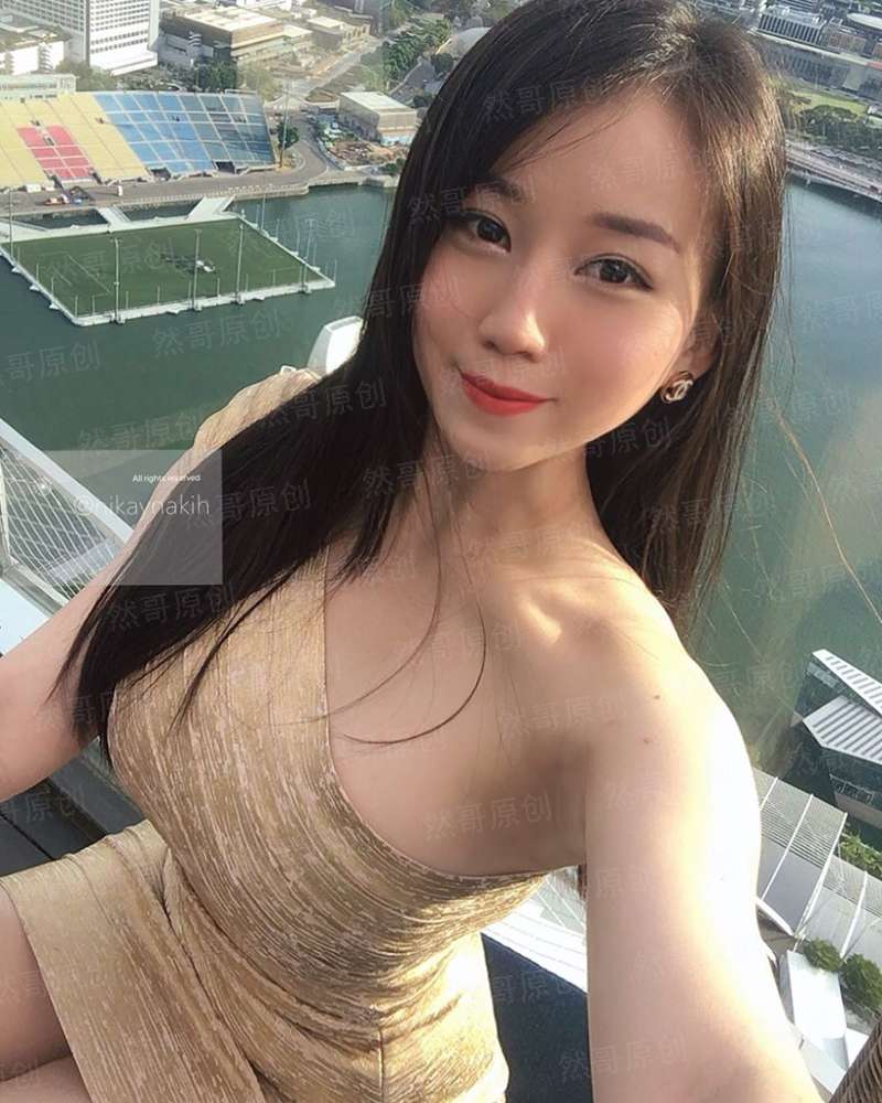 风吹细细绿筠香