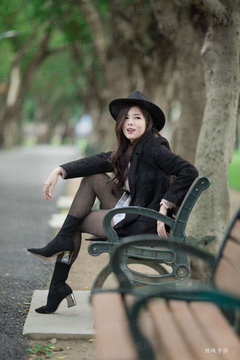 只愿身在红尘中