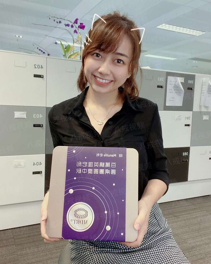 与狼共舞：神秘总裁追上门