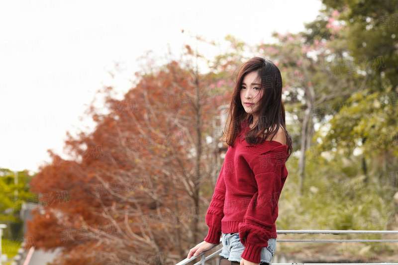 妃本轻狂：影帝的绝色战后