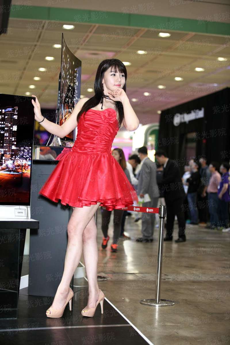 边城踏秋江