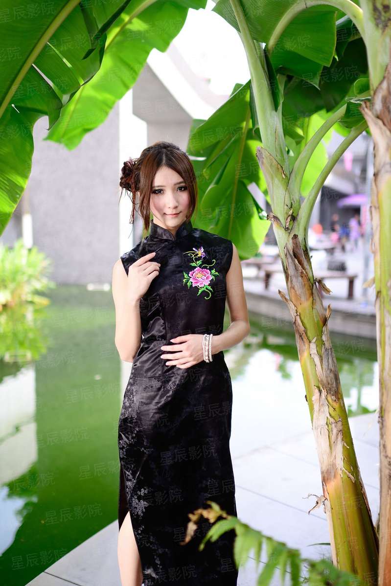 邪王囚情：改写历史的媚妃