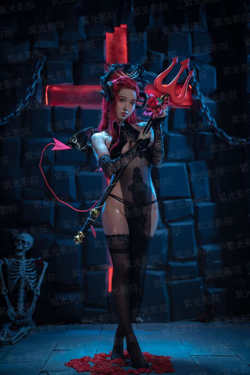 邪帝驾到：绑个狂妃定终生