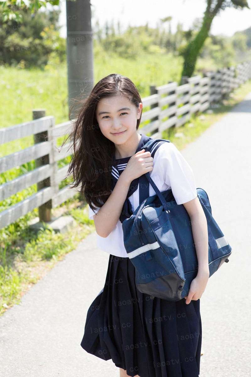 猫眼少女