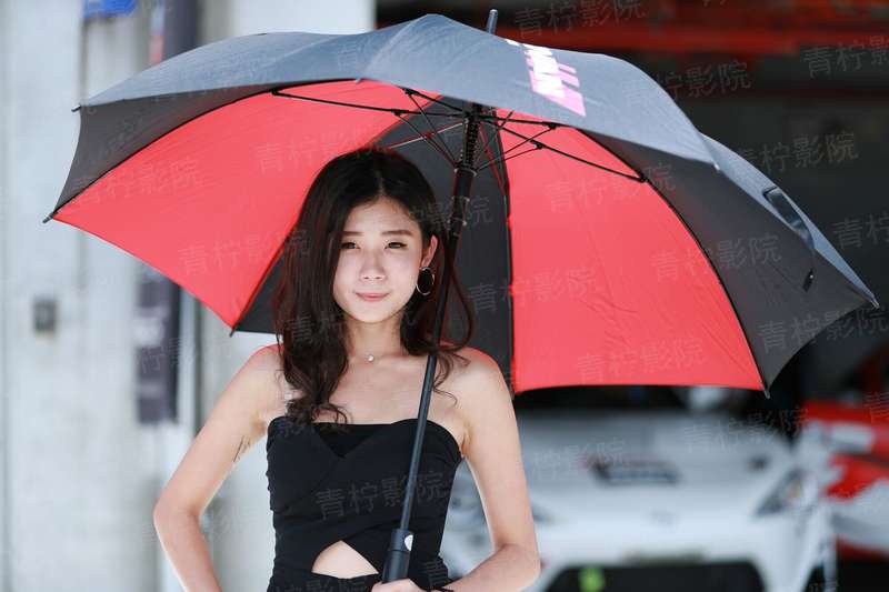 圣依美少